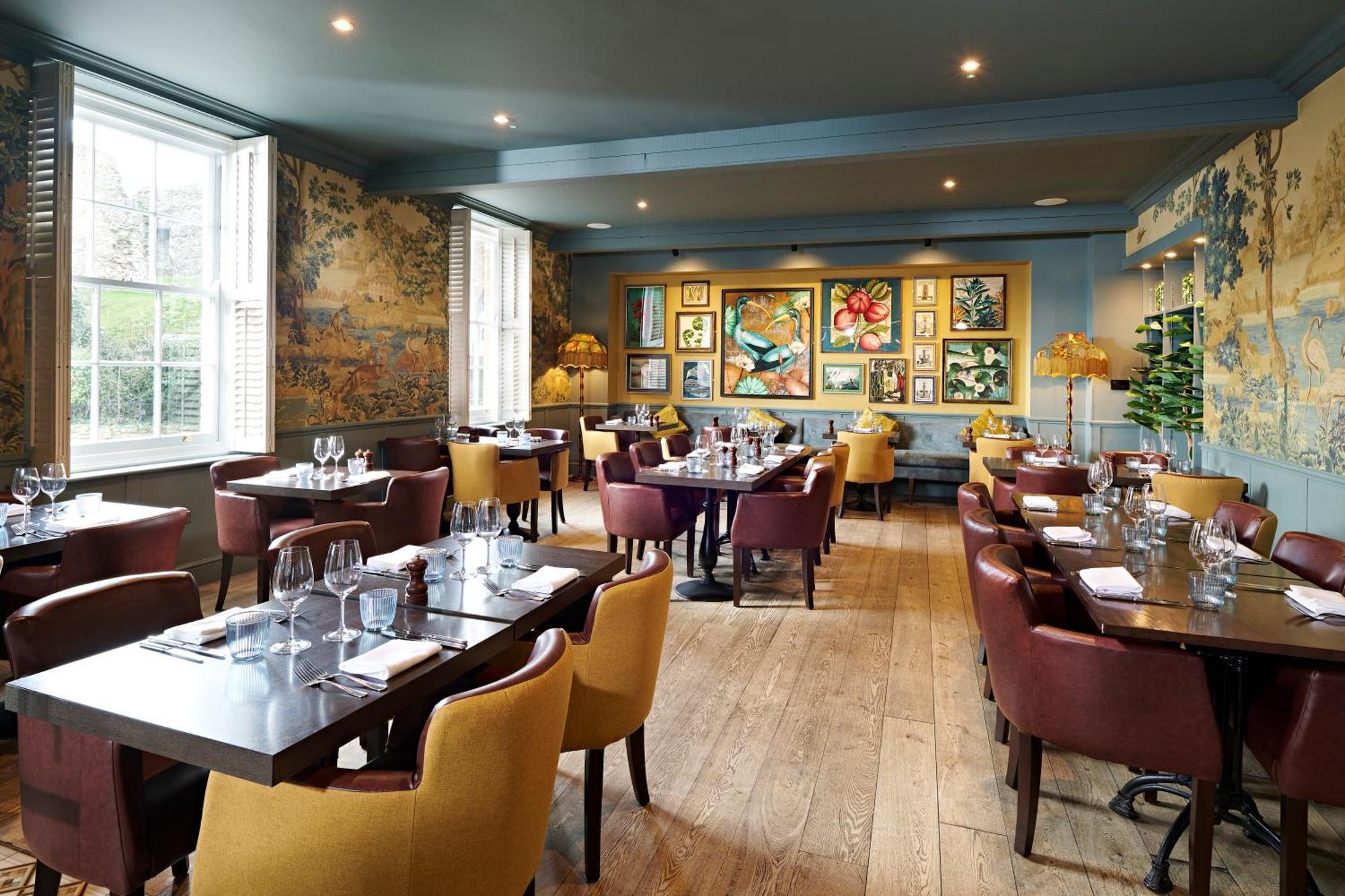 Отель The Kings Arms Христчёрч Экстерьер фото