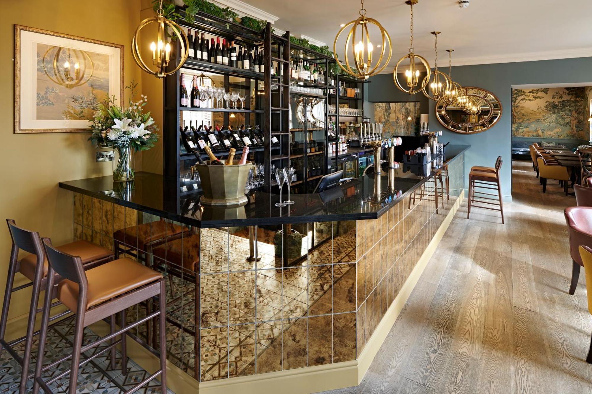 Отель The Kings Arms Христчёрч Экстерьер фото